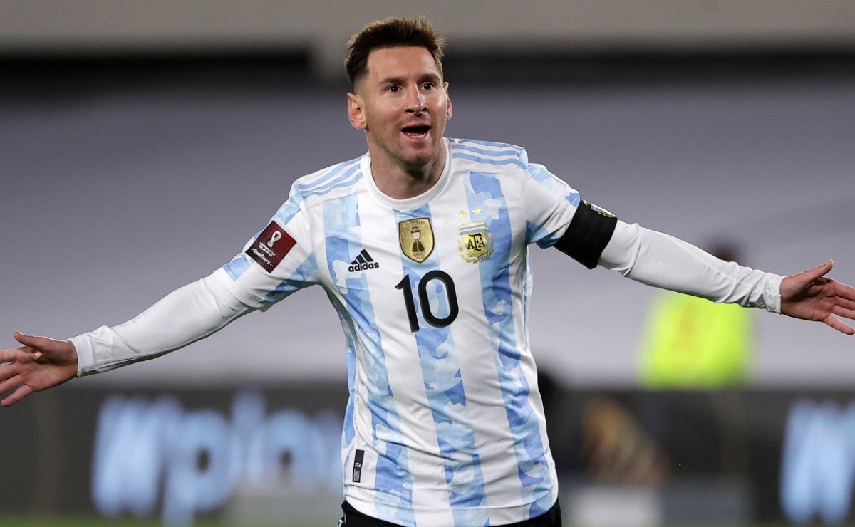 Lionel Messi Menangis Bahagia Atas Kemenangan Argentina saat Babak Kualifikasi Piala Dunia, Namun dikritik Oleh Pele